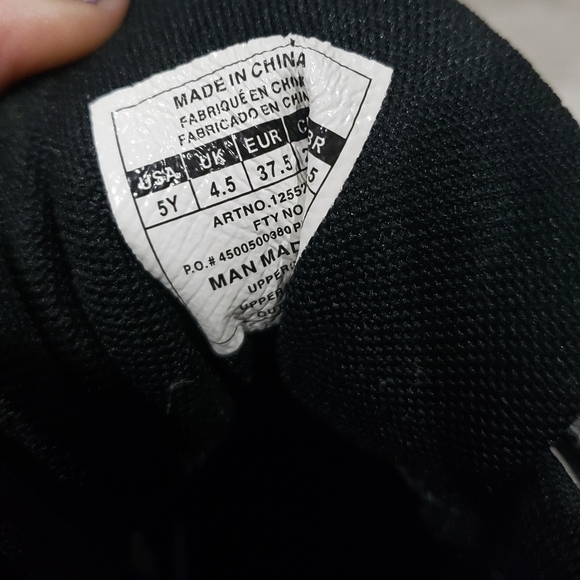 Under Armour cleats - Picture 3 of 5